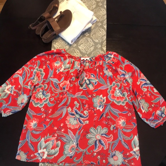 [NSR] Tie Neck Red/ Blue Floral Lightweight Blouse - Picture 5 of 8